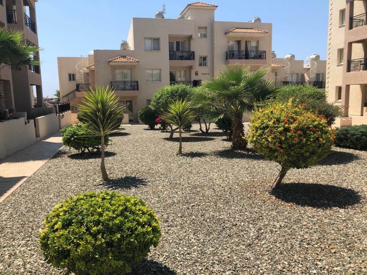 بافوس Royal Seacrest Apartment المظهر الخارجي الصورة