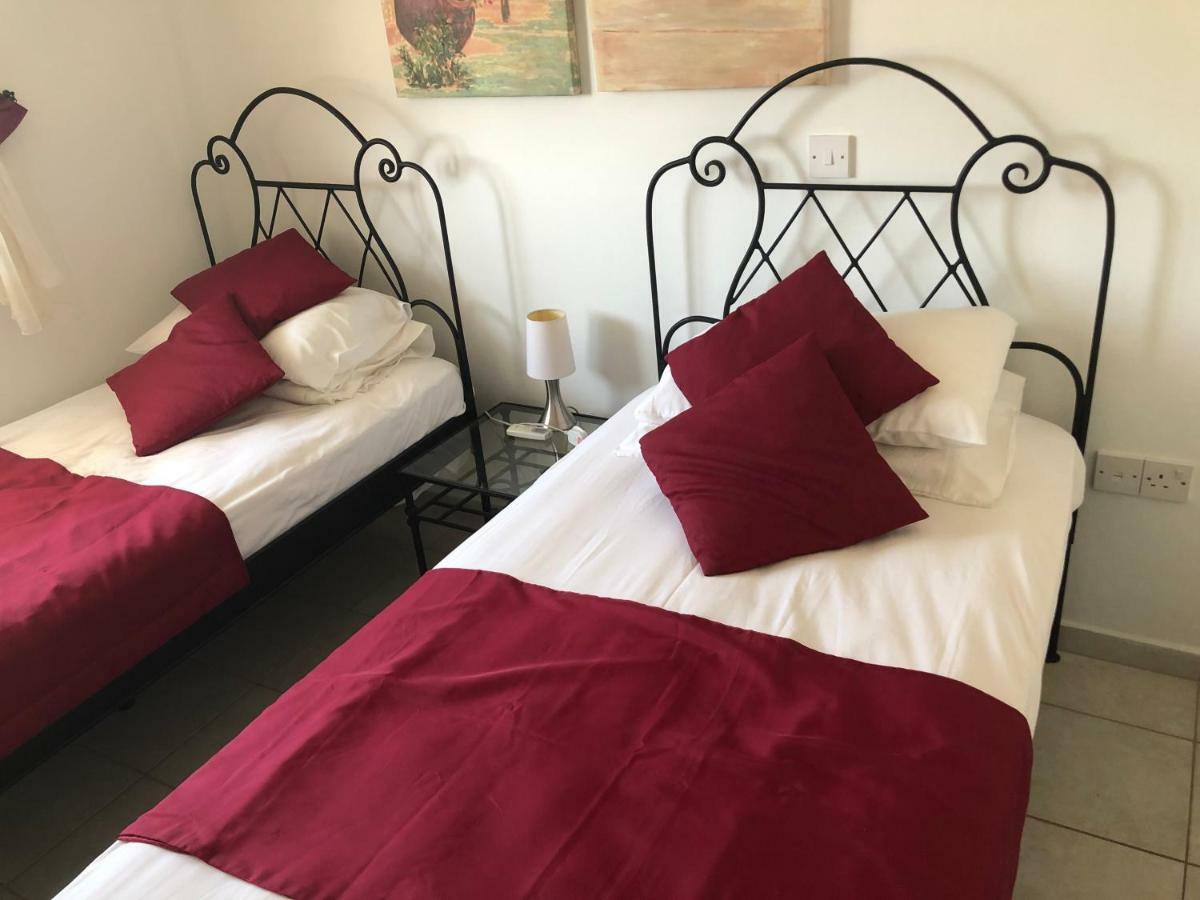 بافوس Royal Seacrest Apartment المظهر الخارجي الصورة