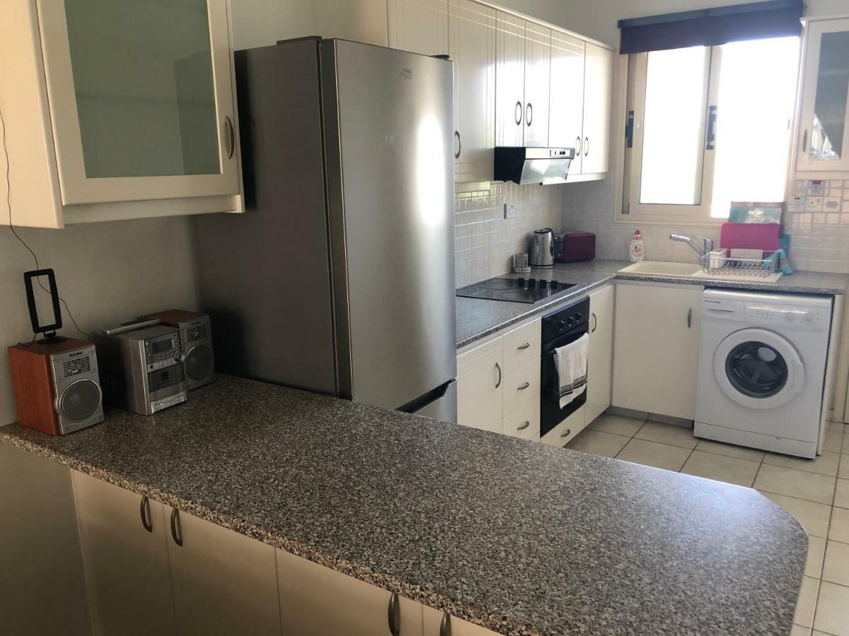 بافوس Royal Seacrest Apartment المظهر الخارجي الصورة